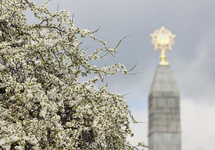 Lukashenko congratulates Belarusians on Victory Day