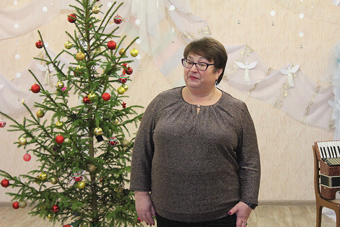 Исполнить Новогоднюю Песню