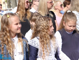 Последний звонок прозвучал сегодня для школьников Мостовского района