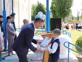 Последний звонок прозвучал сегодня для школьников Мостовского района