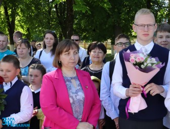 Последний звонок прозвучал сегодня для школьников Мостовского района