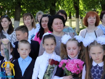 Последний звонок прозвучал сегодня для школьников Мостовского района