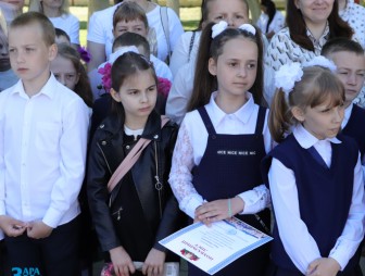 Последний звонок прозвучал сегодня для школьников Мостовского района