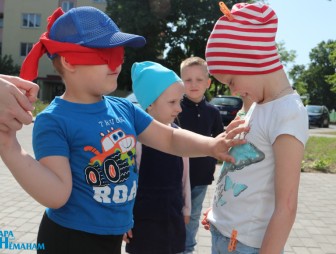 Мостовская районная библиотека подарила радость дошкольникам