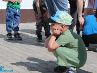 Мостовская районная библиотека подарила радость дошкольникам