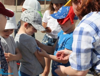 Мостовская районная библиотека подарила радость дошкольникам