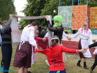 Свята фальклору ў Вялікіх Азёрках