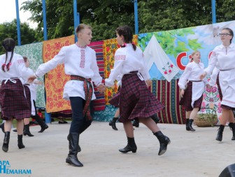 Свята фальклору ў Вялікіх Азёрках