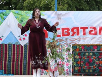 Свята фальклору ў Вялікіх Азёрках