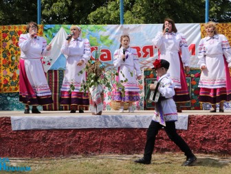 Свята фальклору ў Вялікіх Азёрках