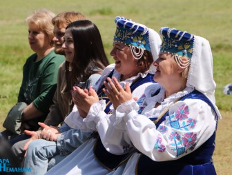 Свята фальклору ў Вялікіх Азёрках