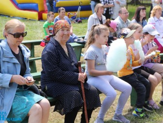 Свята фальклору ў Вялікіх Азёрках