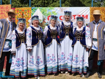 Свята фальклору ў Вялікіх Азёрках