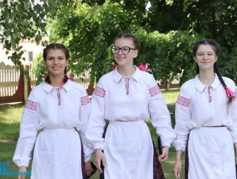 Свята фальклору ў Вялікіх Азёрках