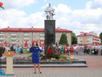 Прошлое - в наших сердцах! Будущее - в наших руках!