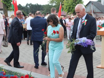 Прошлое - в наших сердцах! Будущее - в наших руках!