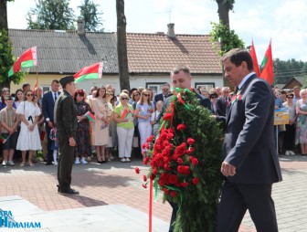 Прошлое - в наших сердцах! Будущее - в наших руках!