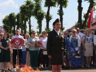 Прошлое - в наших сердцах! Будущее - в наших руках!