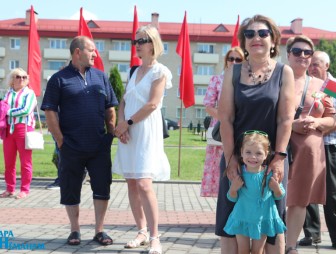 Прошлое - в наших сердцах! Будущее - в наших руках!