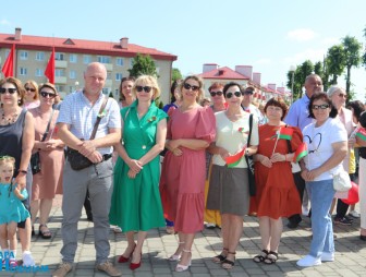 Прошлое - в наших сердцах! Будущее - в наших руках!