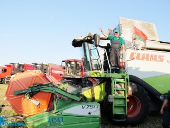 Обряд Дожинок КСУП «Имени Адама Мицкевича»