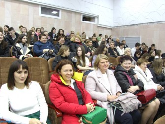 'Комсомолу - 105'