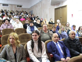 'Комсомолу - 105'