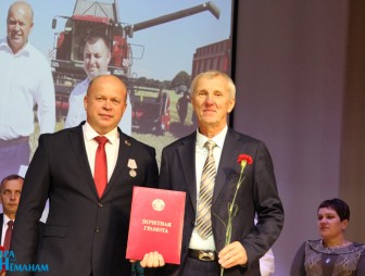 На Мостовщине чествовали лучших аграриев