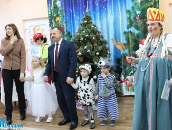 'Наши дети' и 'Профсоюзы детям'