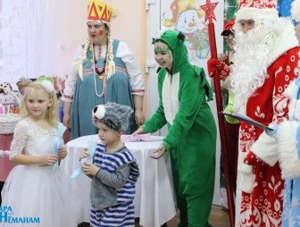 'Наши дети' и 'Профсоюзы детям'