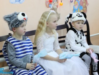 'Наши дети' и 'Профсоюзы детям'