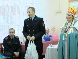 'Наши дети' и 'Профсоюзы детям'