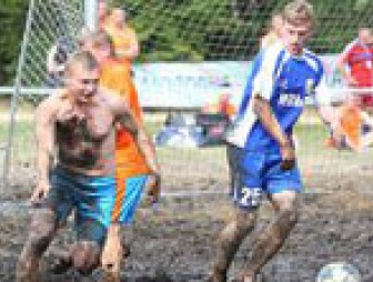 Сборные по болотному футболу создадут в каждом районе Гродненской области