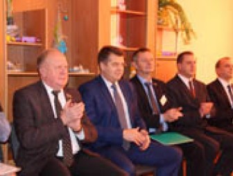 Помощник Президента Республики Беларусь С.Ровнейко и заместитель председателя облисполкома В.Лискович посетили Ошмянщину