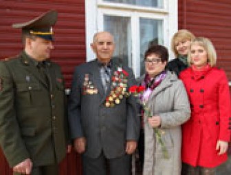 В Мостах 2  апреля  участник Великой Отечественной войны Константин Федорович Кучун отметил 90­летний юбилей