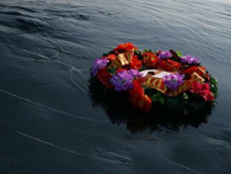 Ночью 22 июня в память о погибших в первый день ВОВ в Гродно опустят на воду венки