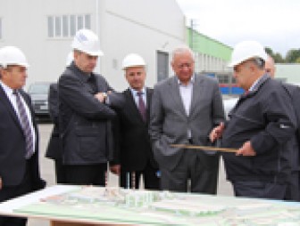 Премьер-министр Беларуси  посетил «Мостовдрев»