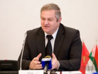 25 марта состоится прямая линия председателя Гродненского облисполкома Семена Шапиро