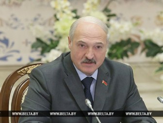 Лукашенко: государство, церковь и общество должны вместе возрождать памятники истории и культуры