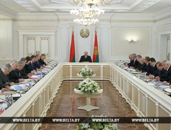 Лукашенко требует неукоснительного выполнения принятых на Всебелорусском народном собрании решений