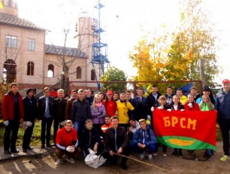 Волонтерские отряды БРСМ участвуют в восстановлении святынь Беларуси