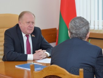 Заместитель председателя облисполкома Виктор Лискович провел прием граждан по личным вопросам