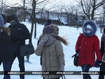 Гололедица и сильный ветер ожидаются в Беларуси 25 февраля