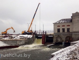На Волпянской ГЭС завершен первый этап реконструкции гидротехнических сооружений