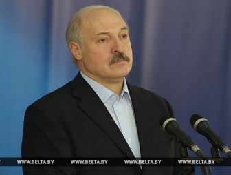 Лукашенко: зарплата в Br1 тыс. - это тот минимум, который государство должно помочь людям заработать