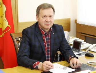 Субботнюю прямую линию с жителями области провел председатель Гродненского областного Совета депутатов Игорь Жук