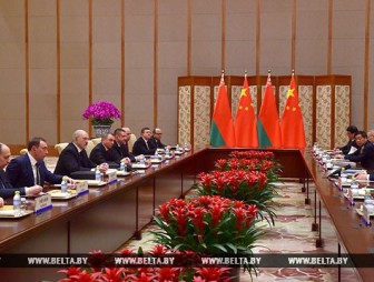 Беларусь и Китай намерены создать рабочую группу по борьбе с цветными революциями и терроризмом