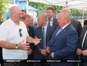 Новые микрорайоны, Западный обход и знамя 'Савушкину продукту' - Лукашенко ознакомился с развитием Бреста