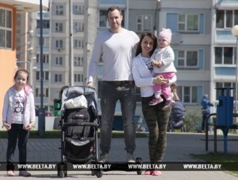 Большинство госорганов и общественных организаций поддержали введение в Беларуси Дня отца