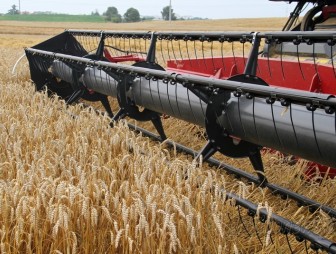 Аграрии Гродненщины преодолели миллионный рубеж по намолоту зерна